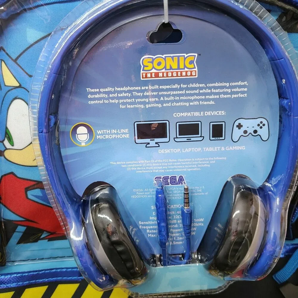 Sonic the Hedgehog 4- Piece Set Backpack With Lunchbox & Headphones 17” Backpack
